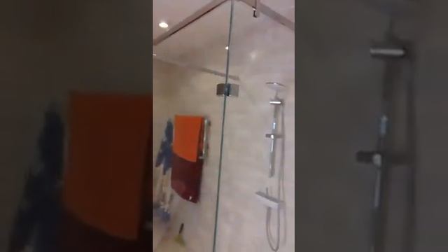 Душевая кабина из закаленного стекла - от компании Безрамов смотреть онлайн