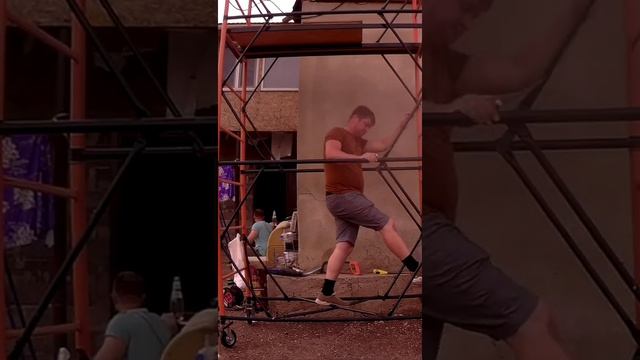 Демонтаж телевышки. Сброс воды. Ретранслятор МТС. смотреть онлайн