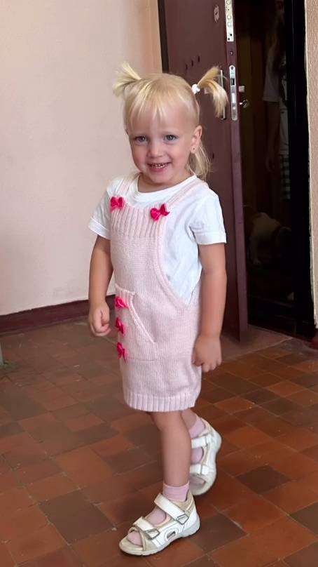 Понедельник. Семь ярких и прикольных сарафанов... смотреть онлайн