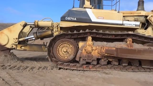 8 самых больших в мире машин (Хит-парад V-8) смотреть онлайн