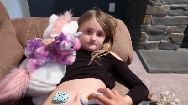 DEXCOM G6 INSERTION | BY HERSELF? | T1D