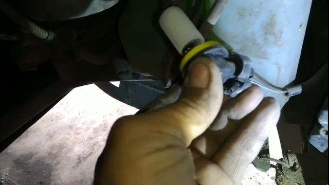 Замена противотуманных лампочек на Рено Сценик 3 смотреть онлайн