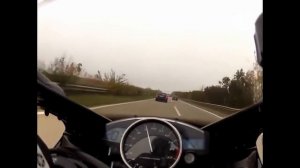 ЭПИЧНЫЕ ГОНКИ Мотоциклы vs Спорткары