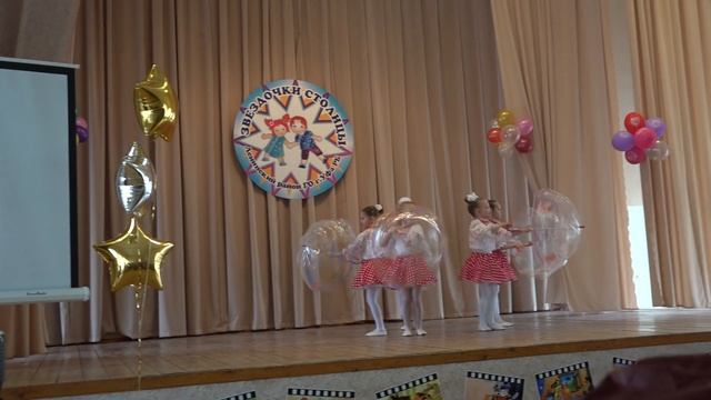 звездочки столицы 2016 танец с зонтиками смотреть онлайн