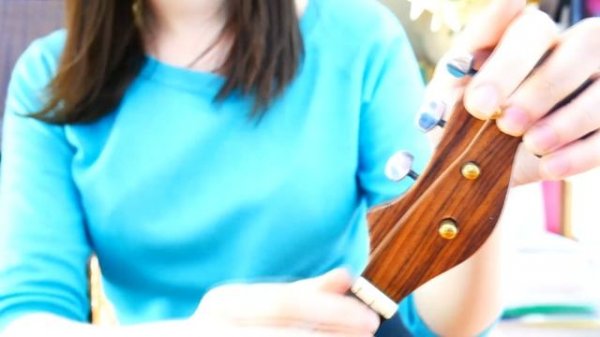 D-Time 11 "How to change strings" / "Как менять струны"