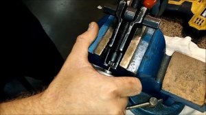 Как заменить шестерню двигателя шуруповерта\Replacement engine of the screwdriver