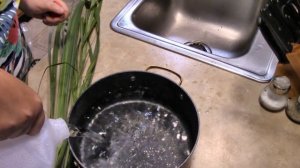 Делаю чай из лемонграсса.