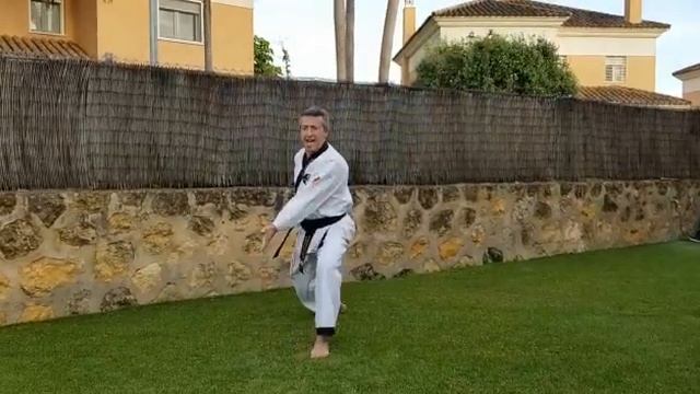 Juan José Martín Gómez Club Shotokan Montequinto Categoría Master смотреть онлайн
