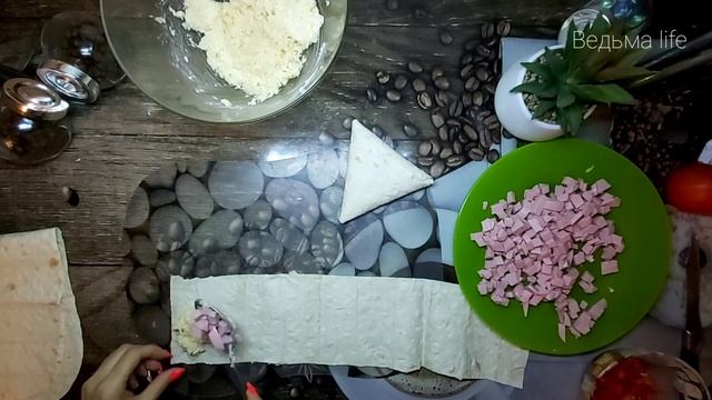 Треугольники из лаваша с сыром ? быстрая вкуснятина, или что дать ребенку в школу на перекус!✅ смотреть онлайн