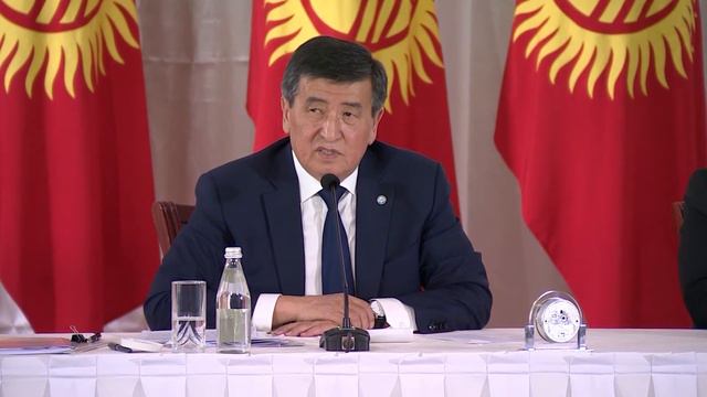 Сооронбай Жээнбеков: Бир ууч топтун уурулугун жашырам деп убада берген эмесмин смотреть онлайн