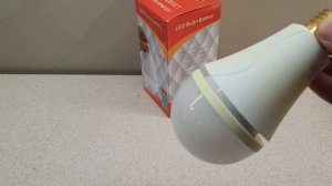 Аварийная лед лампа со встроенным аккумулятором #папанадвоих