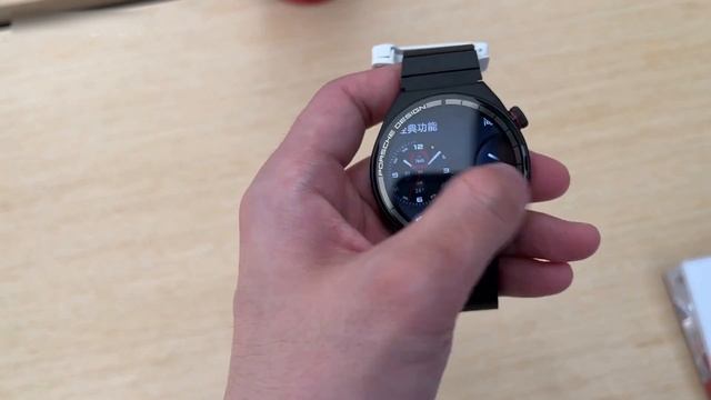 HUAWEI Watch GT 3 Porsche Design Hands-on Video смотреть онлайн