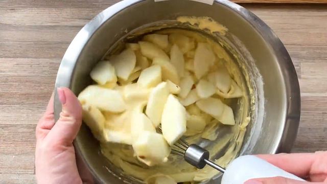 Quick and easy apple pie recipe | 5 minutes of work and 30 minutes of baking #3 смотреть онлайн