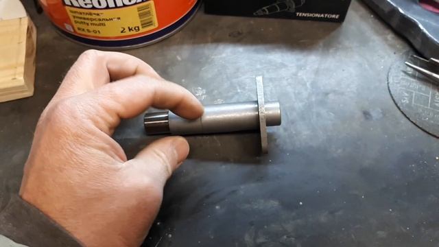 Гремит, тарахтит цепь ГРМ на Ш-Ниве при пуске двигателя из-за гидронатяжителя.