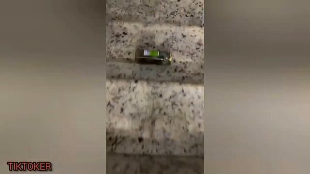 ДАНИЛ НА ПРОТЯЖЕНИИ 12 МИНУТ ЗОВЕТ ВАНЮ В ДОТУ смотреть онлайн