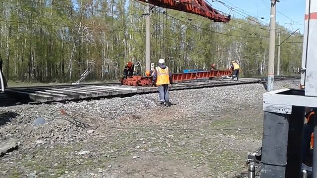 УК25/9-18 погрузка переворота смотреть онлайн