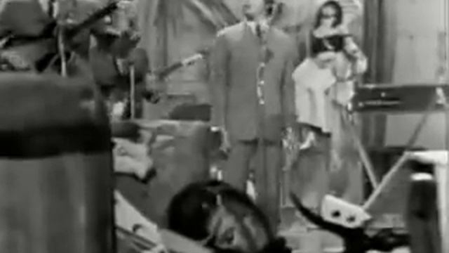 Eric Burdon - The Animals - We Gotta Get Out Of This Place смотреть онлайн