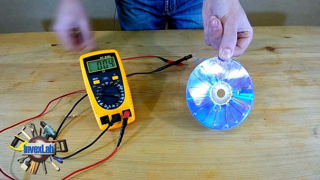 ❇️ Солнечная батарея из обычного dvd диска!!! 1.5 вольта без проблем! ❇️ смотреть онлайн