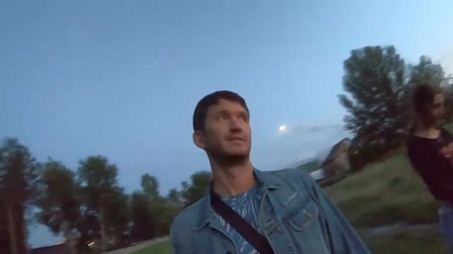 Почему люди летают во сне. Моя версия. Реинкарнация. Идущий по полю. Осознанные сновидения. смотреть онлайн