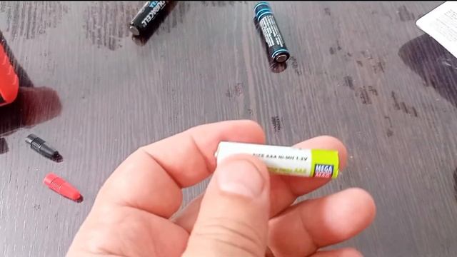 Батарейка дюрасел. так ли она хороша. А давайте сравним. смотреть онлайн