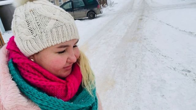 Бездельники☺️ все на горке катаемся?один скат 50 рублей? смотреть онлайн