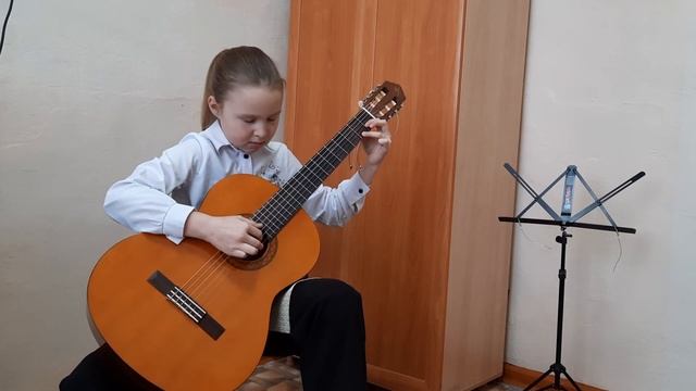 Эмилия Шафикова, Ф.Карулли "Танец" смотреть онлайн