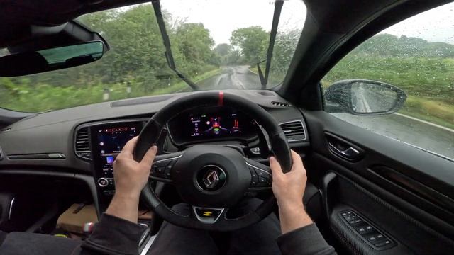 RACE MODE in HEAVY RAIN (Exhaust sound) - Megane RS 300 смотреть онлайн