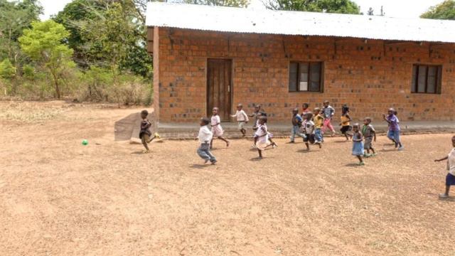 Pastor Didier's October 2015 Trip to Mufunga Sampwe смотреть онлайн