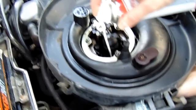 Чистка дросельной заслонки Audi 80 смотреть онлайн