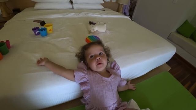 Ника на Мальдивах! Переезжаем на другой остров! Sun Siam Olhuveli смотреть онлайн