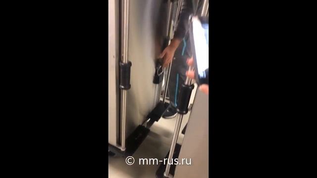 Перевозка тележек ContactLine с помощью тягача 1. Таблет-питание MenuMobil. смотреть онлайн