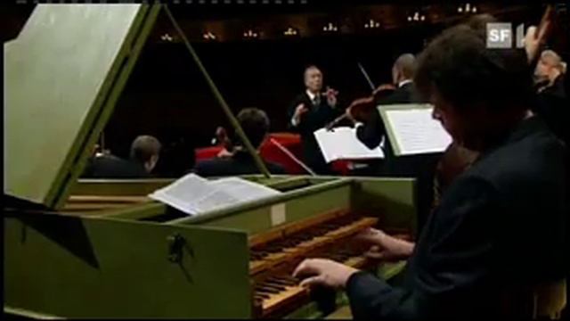 Bach Brandenburg 3 complete. Abbado. смотреть онлайн