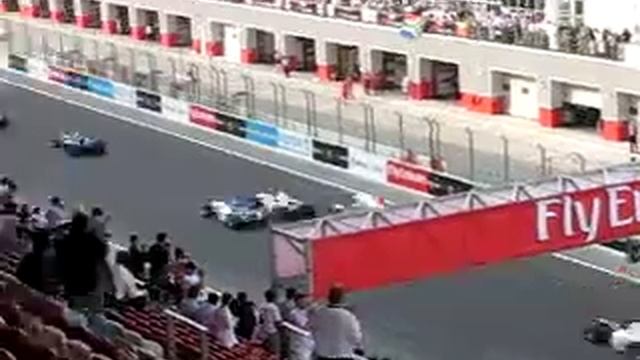 Dubai Autodrome - A1 GP start смотреть онлайн