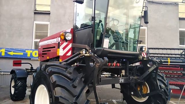 Gomselmash CS100 Косилка самоходная смотреть онлайн