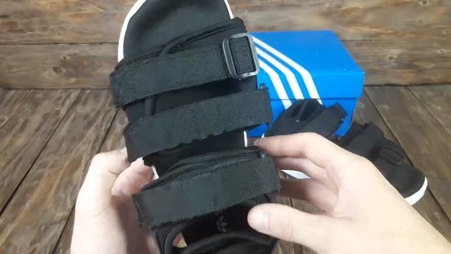 Обзор босоножок Adidas Sandals Adilette смотреть онлайн