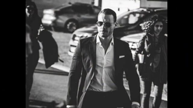 Kerem Bursin's reaction to Hande's images, what happened, jealousy. смотреть онлайн