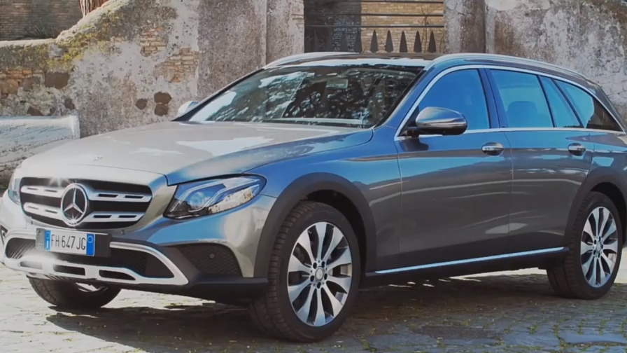 2019 MERCEDES-BENZ E CLASS 4MATIC All-Terrain - универсал с полным приводом смотреть онлайн