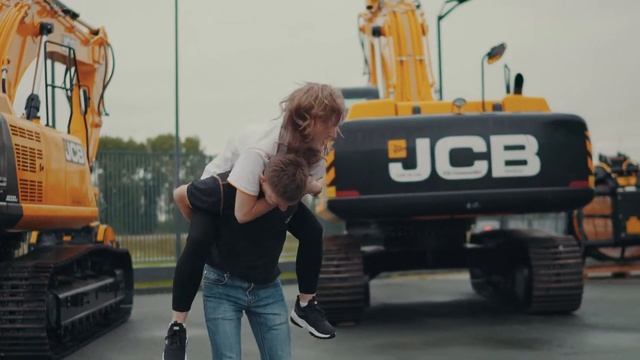 Подарок жениху от невесты Анны смотреть онлайн