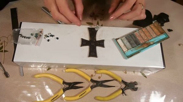 Византийский крест из полимерной глины.Оксана Гутова.