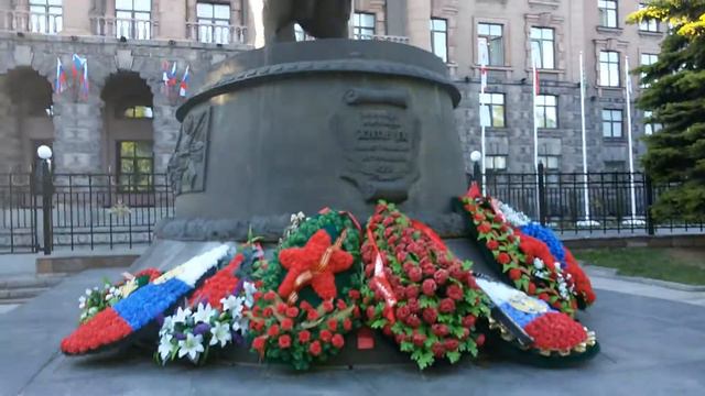 #Маршрут1717 ролик №2 Памятник Жукова: Екатеринбург смотреть онлайн