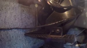 Замена салонного фильтра за 2 минуты  Ниссан Тиида