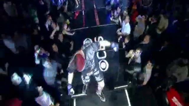 Jason 'Mayhem' Miller insanely crazy entrance at strikeforce смотреть онлайн