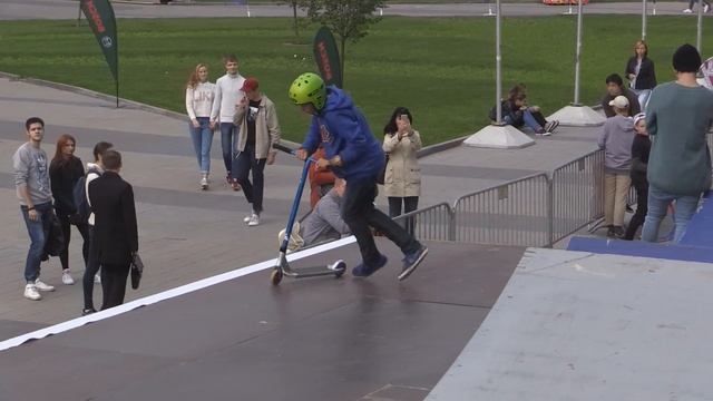 новички квалификация группа 2 highlights самокат KICK&GO - "Парке легенд", Москва 20160910 смотреть онлайн