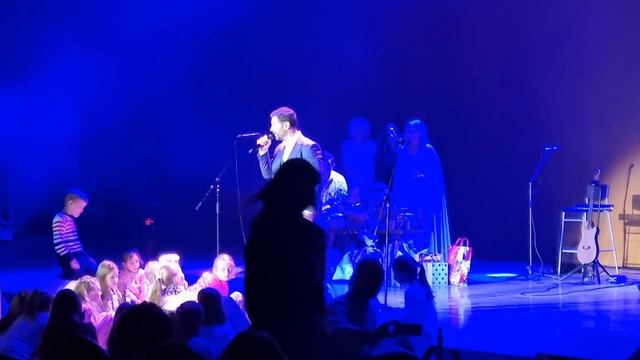 23.10.22. Антон и Виктория Макарские. смотреть онлайн