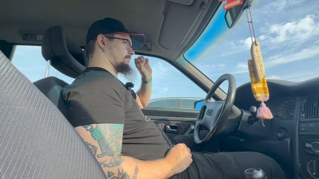 Aadu: Audi 80 esimene käivitus üle 2 aasta x2 - Mälestuste rada pulmast! смотреть онлайн