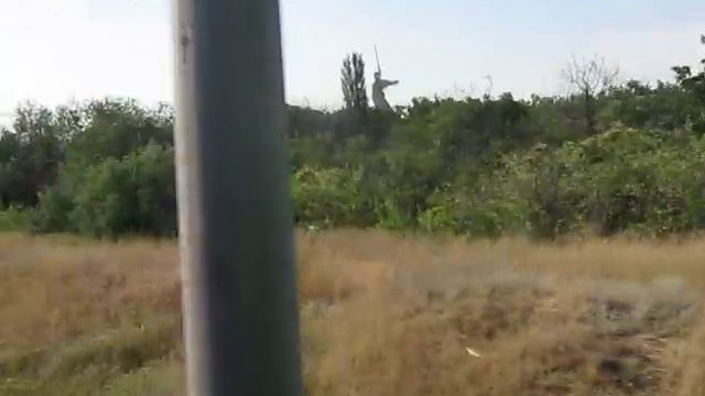Не VHS. Волгоград, Родина-мать, вид из окна поезда. 2010 год смотреть онлайн