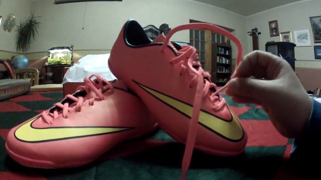 Обзор красовок JR NIKE MERCURIAL VICTORY V IC смотреть онлайн