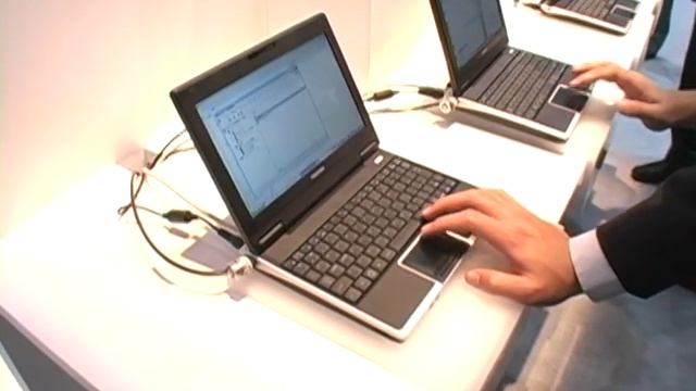 1027-toshiba-netbook смотреть онлайн