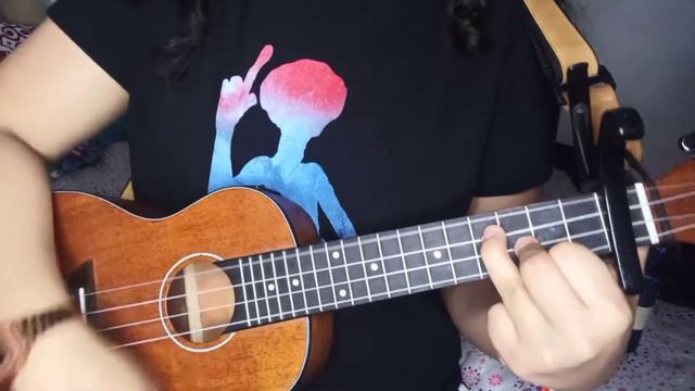 Lost on You -Lp /cover ukulele смотреть онлайн