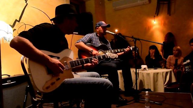 Алексей Мочанов и Андрей Кудасов - ArtCafe Fiesta (Краматорск 03.12.2016) смотреть онлайн